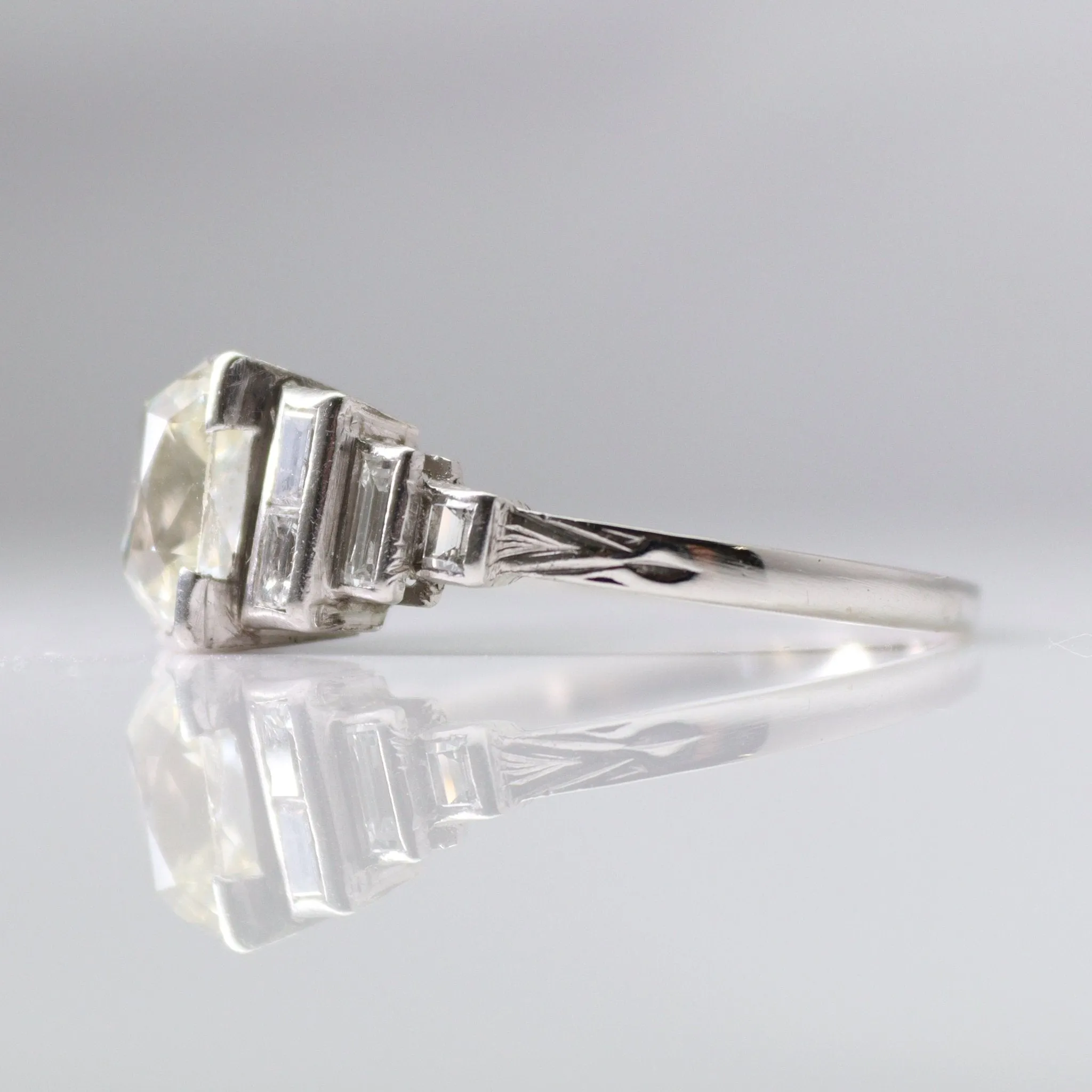 Art Deco 1.75 Carat Old Mine Cut Diamond Solitaire Ring