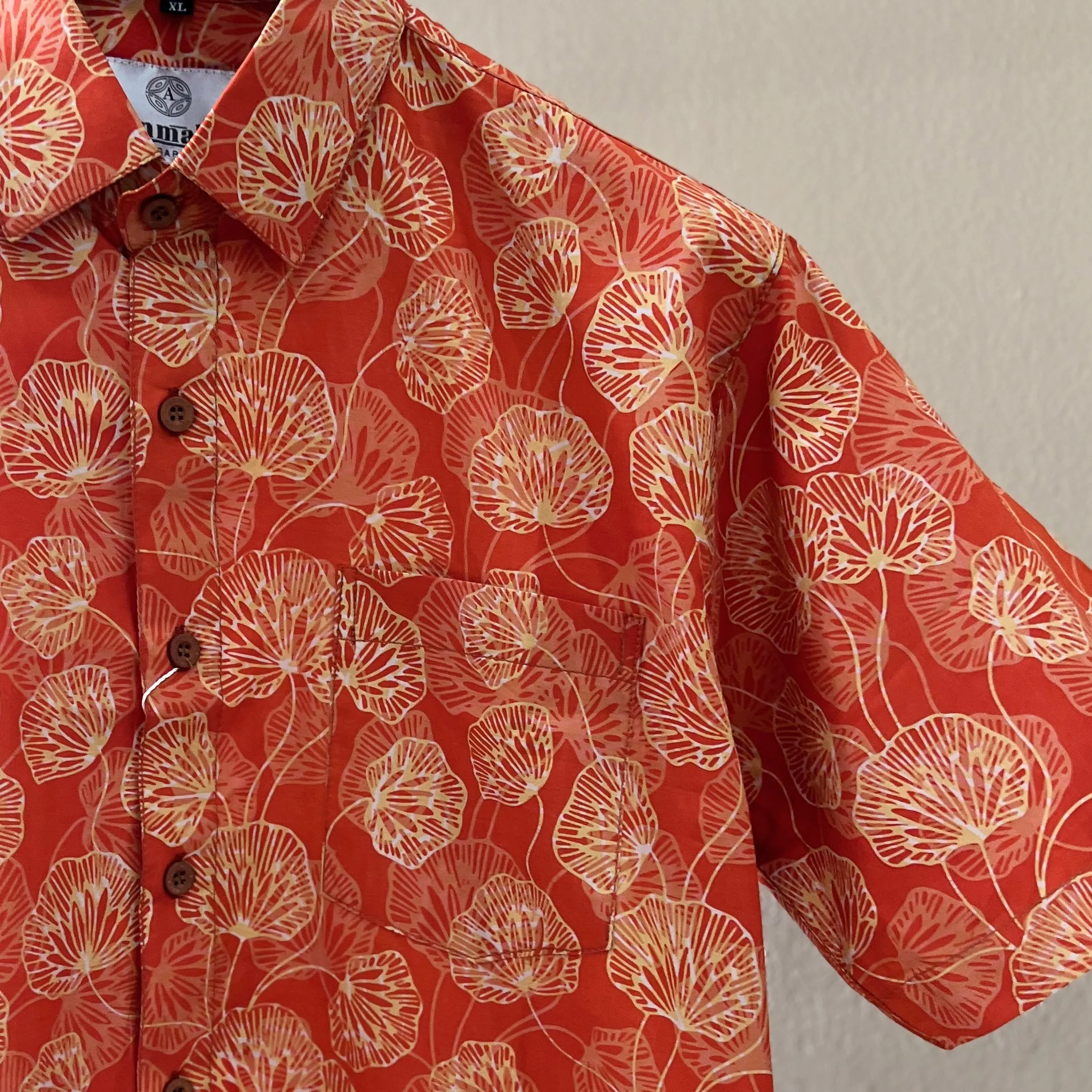 Batik Men's Short Sleeve Shirt