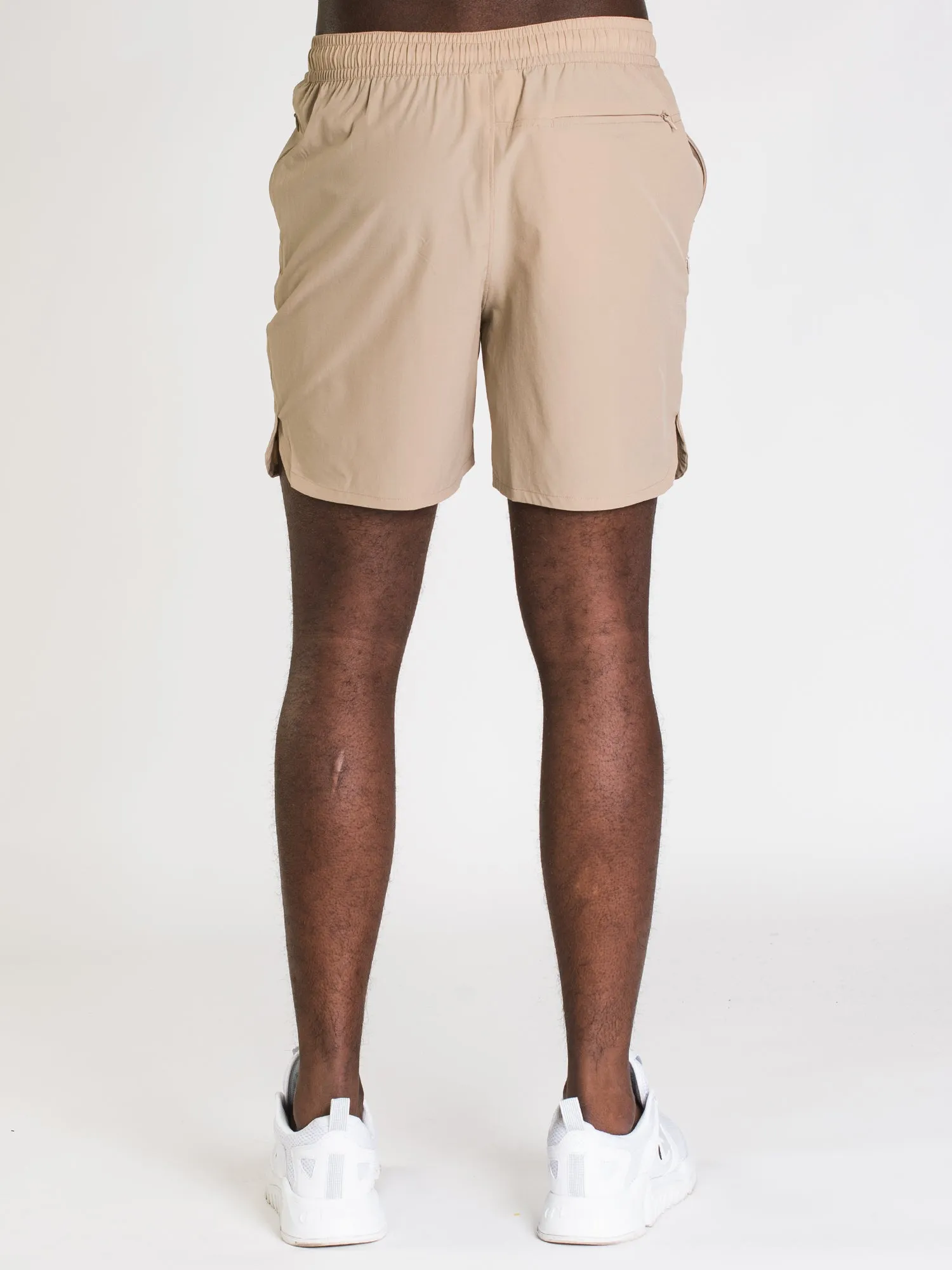 CHAMPION 7 WOVEN SPORTSTRETCH SHORT - CLEARANCE