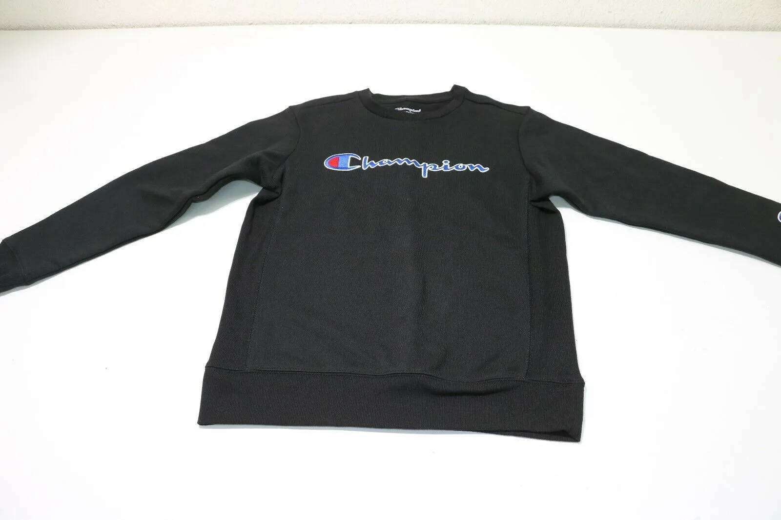 Champion: Men's Athleticwear - Black Sweater - Sz M