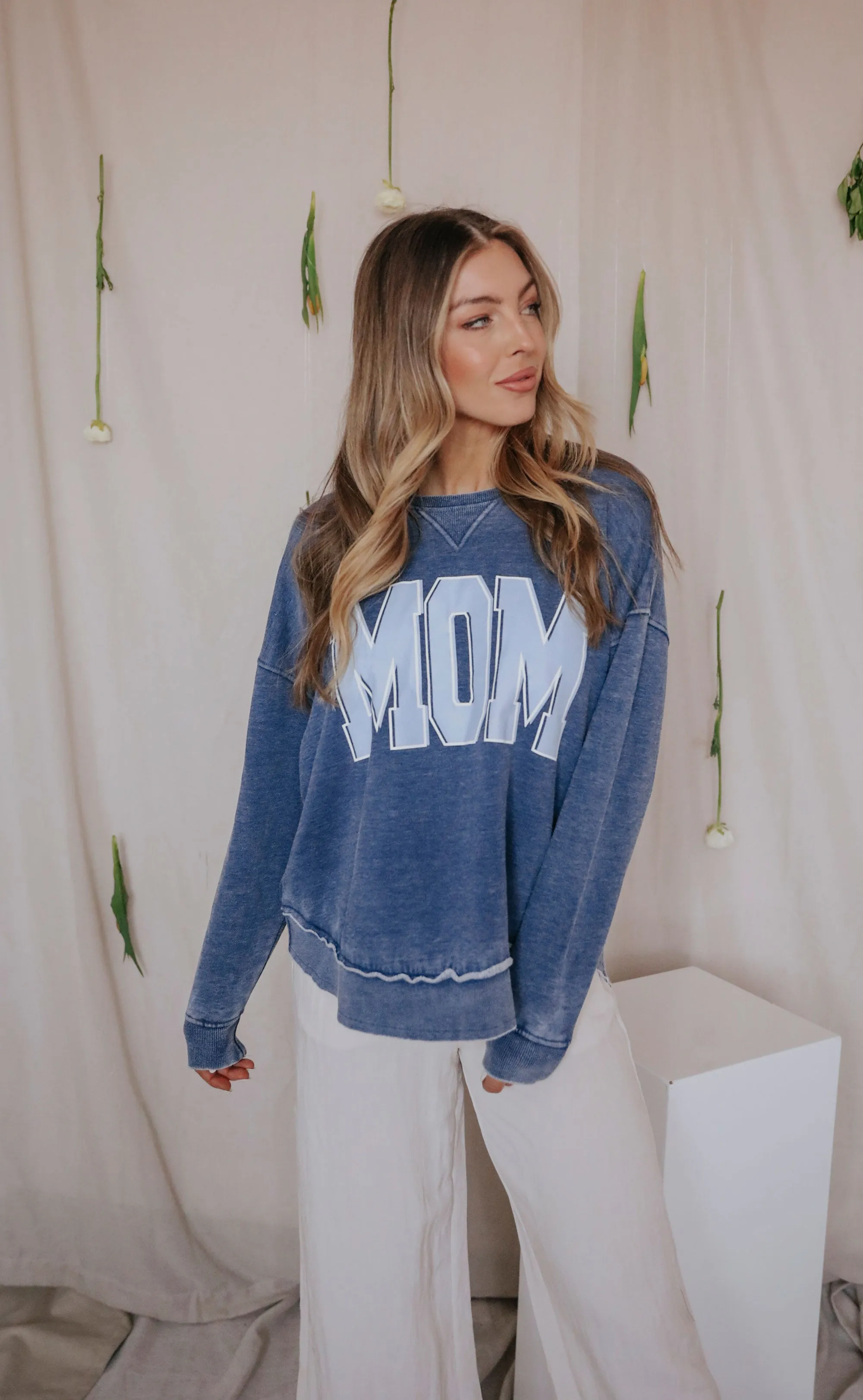 charlie southern: mom hi low sweatshirt - blue