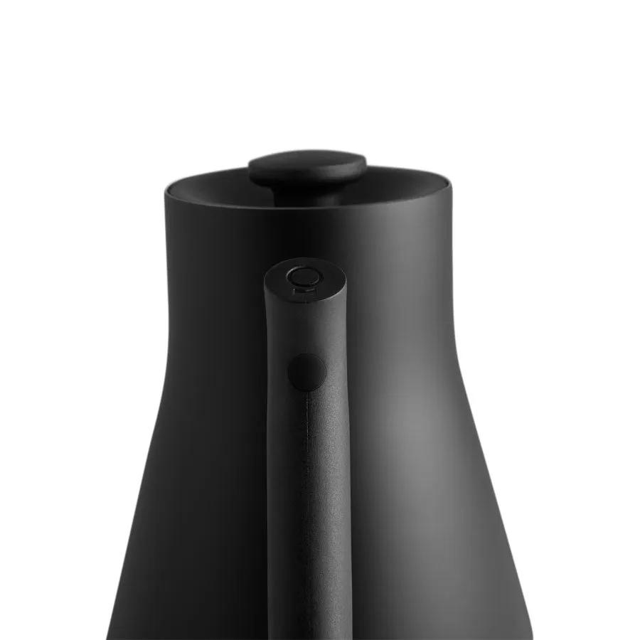 Corvo EKG Kettle - Black