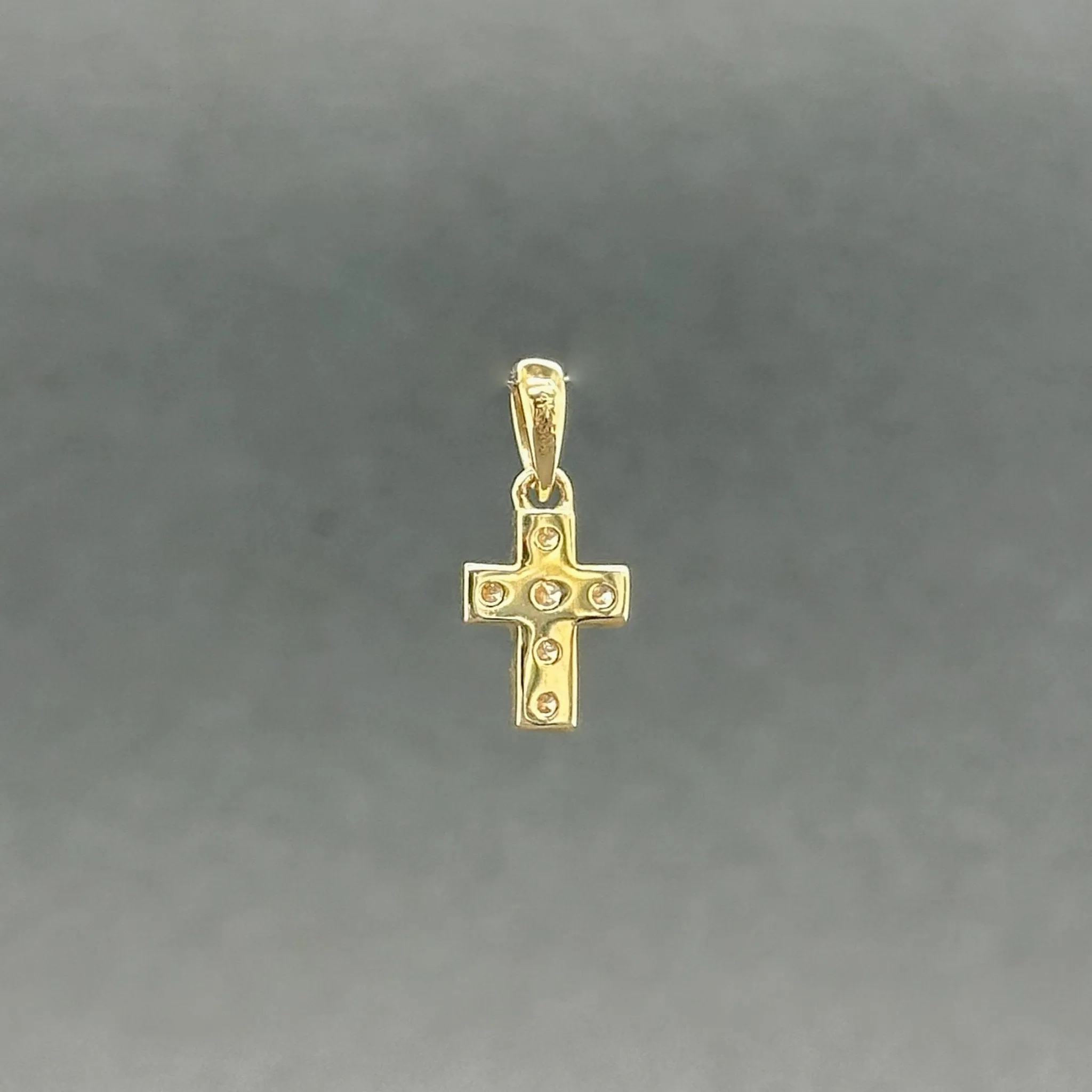 Estate 14K Y Gold 0.11ctw H-I/SI2-I1 Diamond Cross Pendant