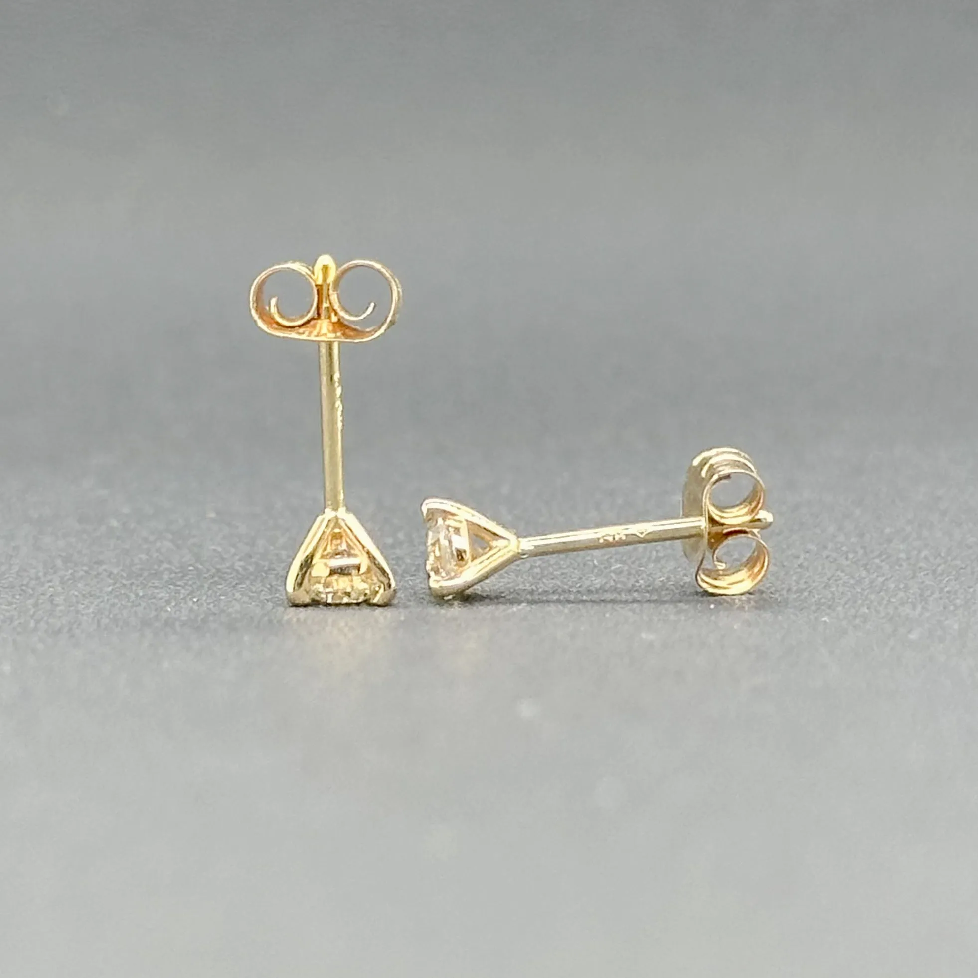 Estate 14K Y Gold 0.25ctw J/VS2 Diamond Stud Earrings