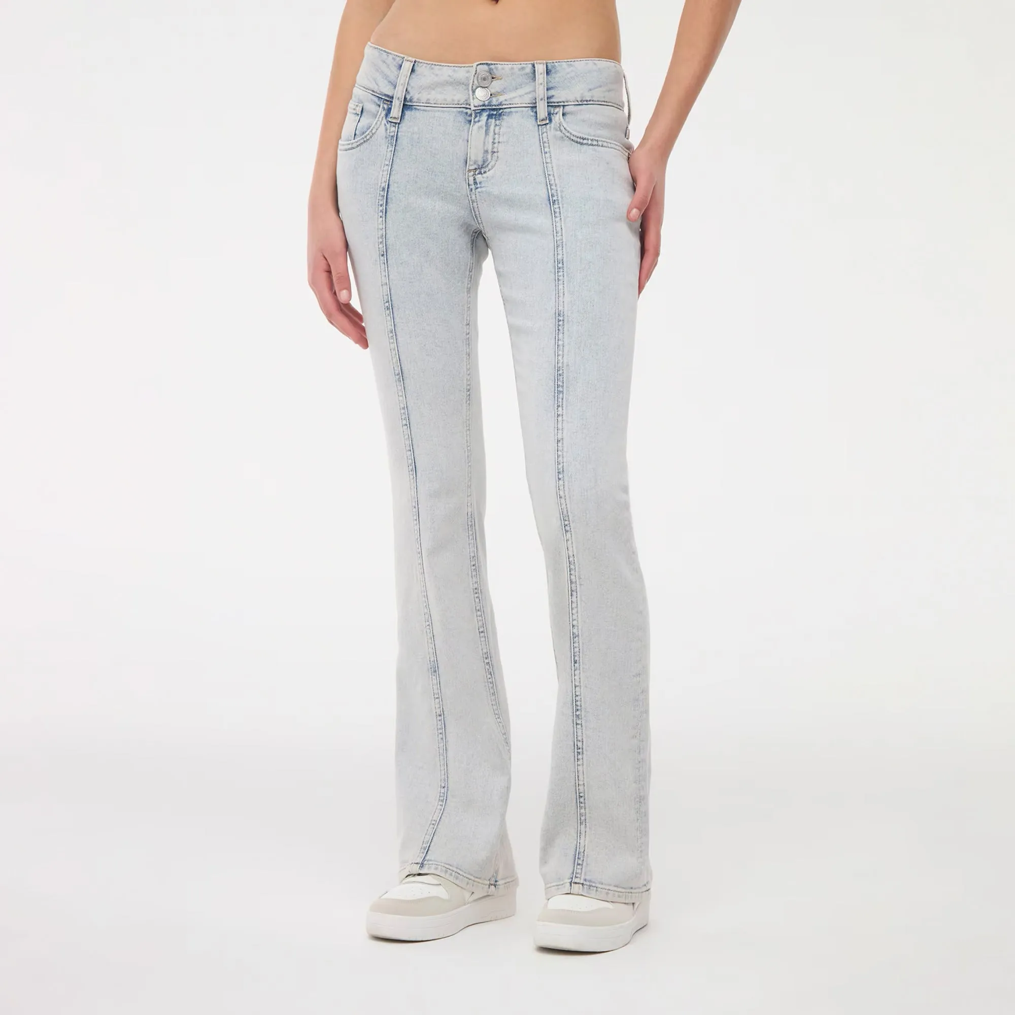 Flared Jeans