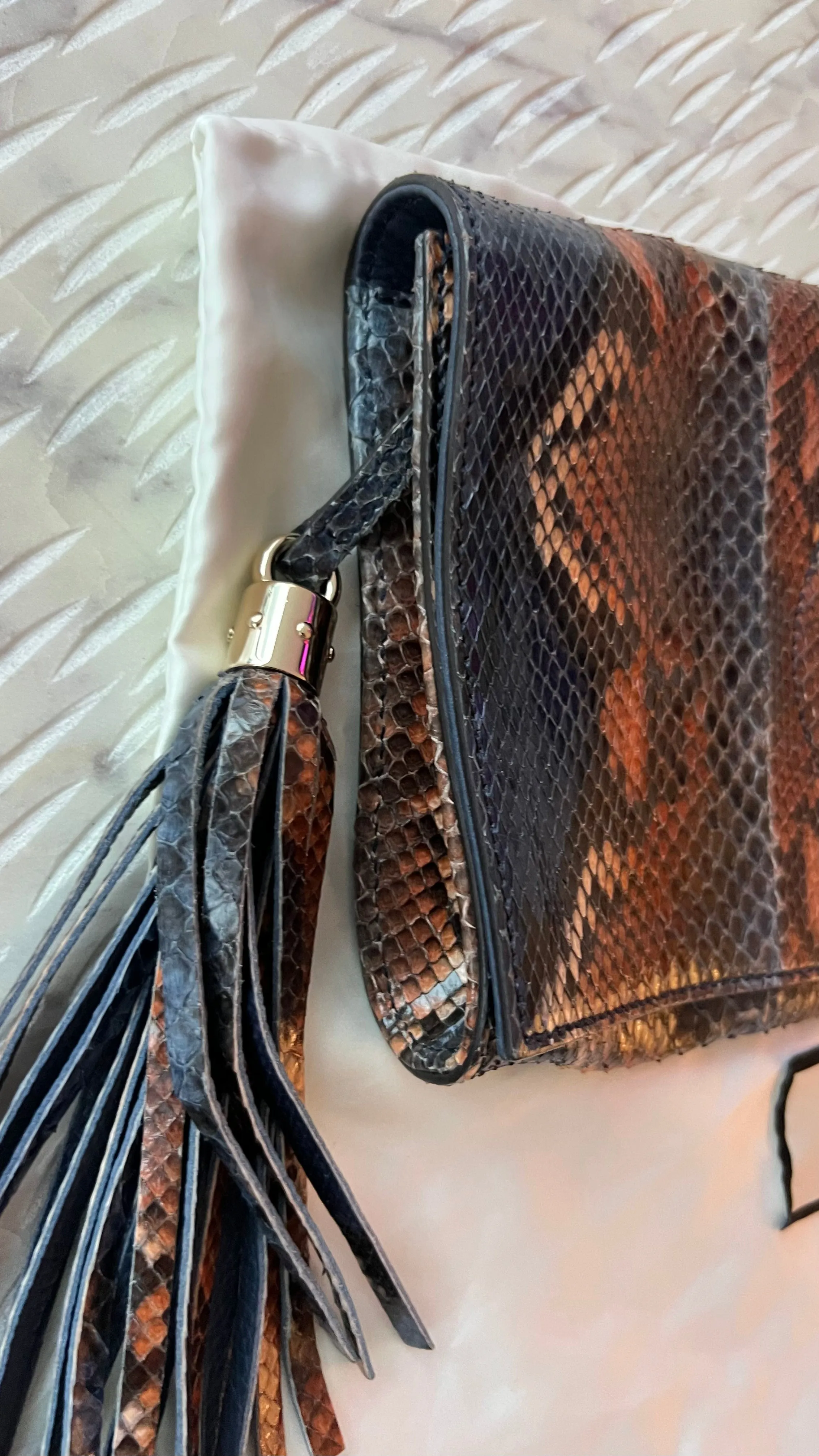 GUCCI Sienna Soho Clutch