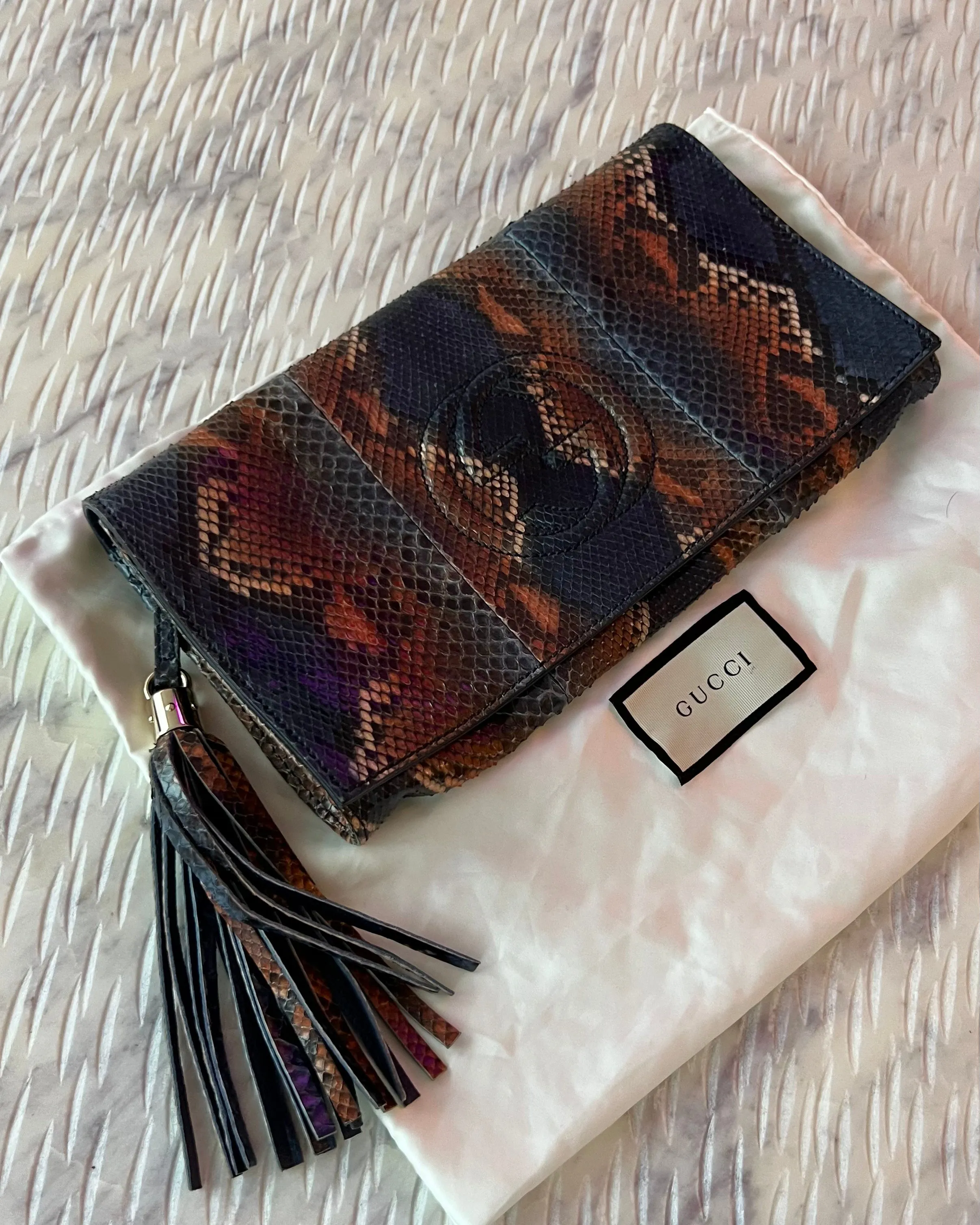 GUCCI Sienna Soho Clutch