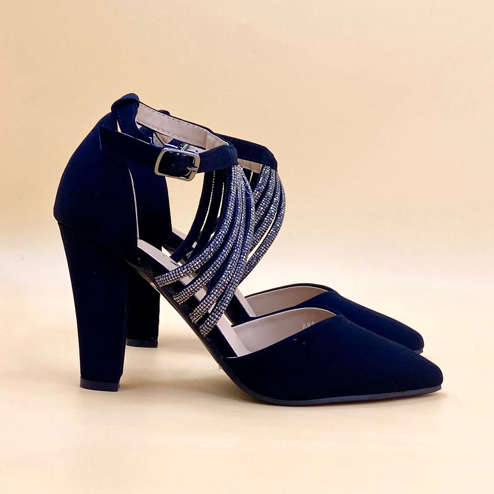 NEW ,  WOMEN SHOES HEELS W107