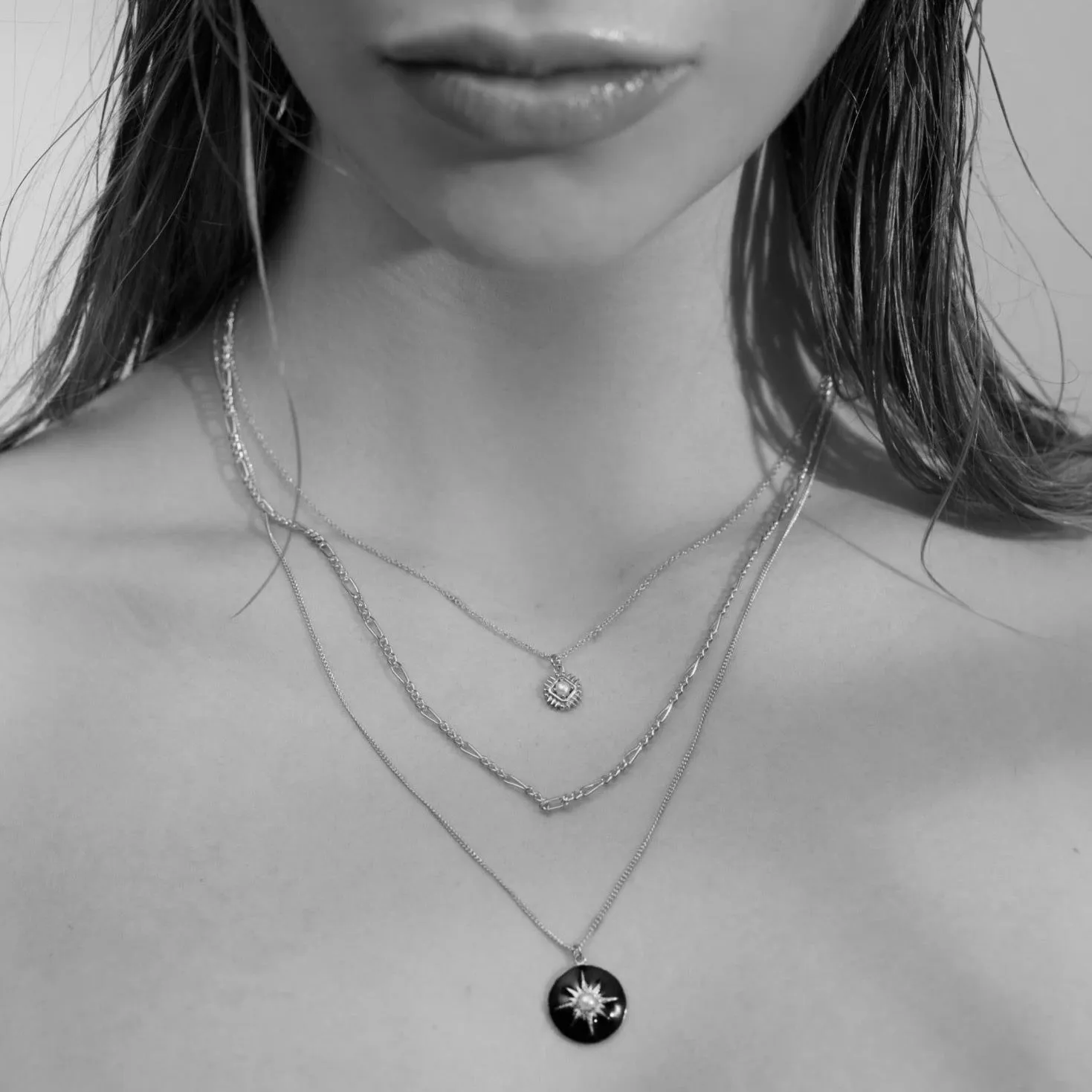 Noire / Necklace / Black Enamel   Silver