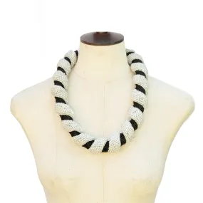 Oije Chunky Beaded Unisex Necklace - Black & White