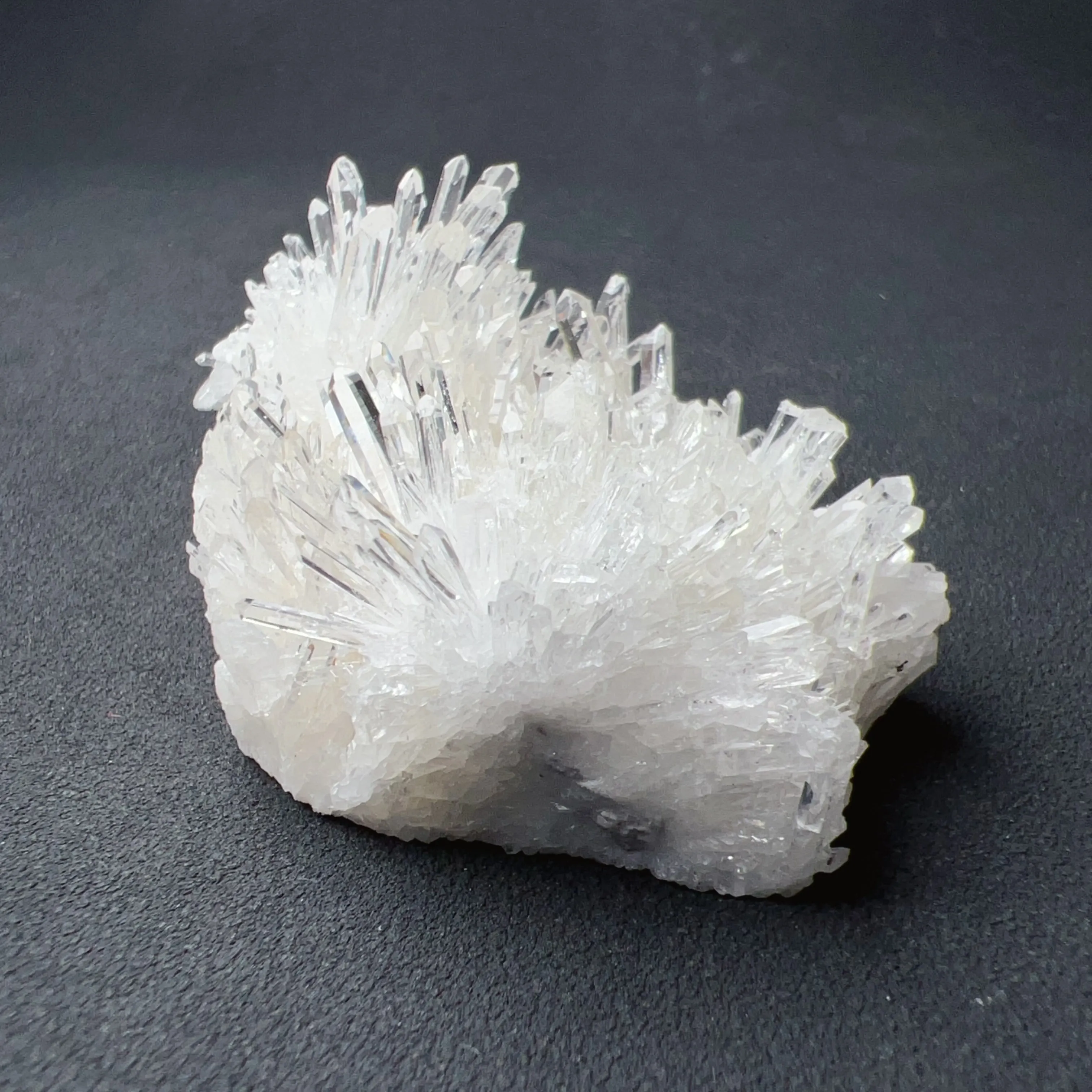 Only 1 Available Top Grade Natural Clear Quartz Cluster Cleasing Crystal 51g