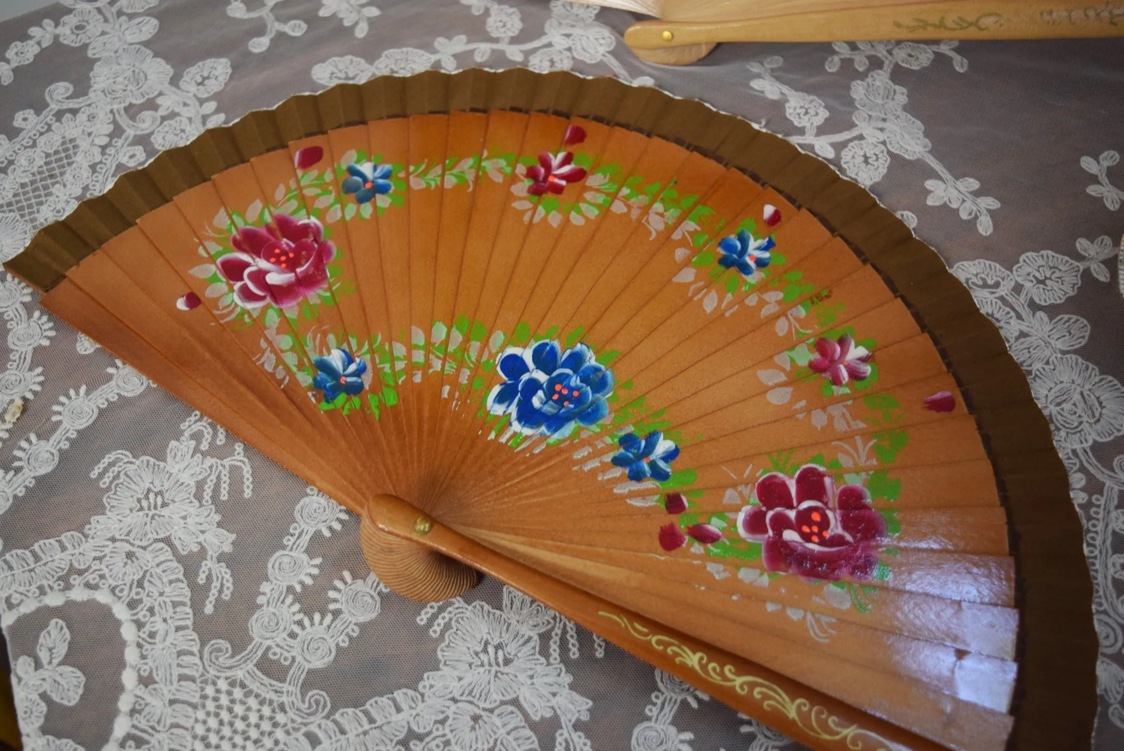 Wooden Hand Fan - Tan/Brown